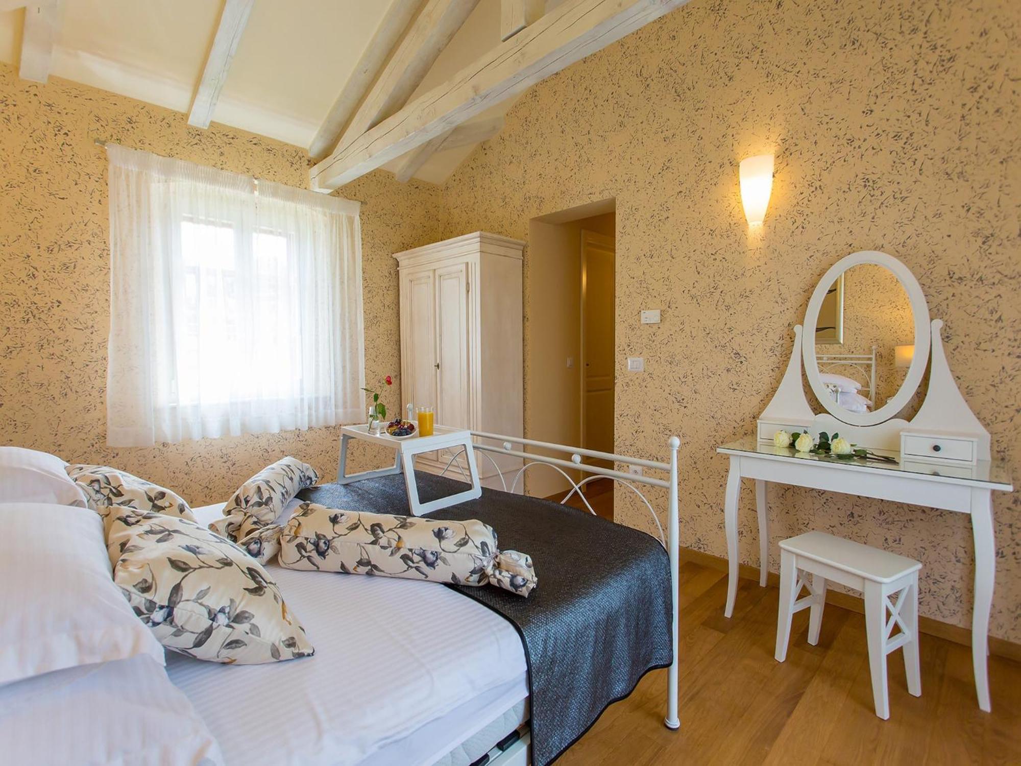 In Istria With Pool And Sauna Vila *