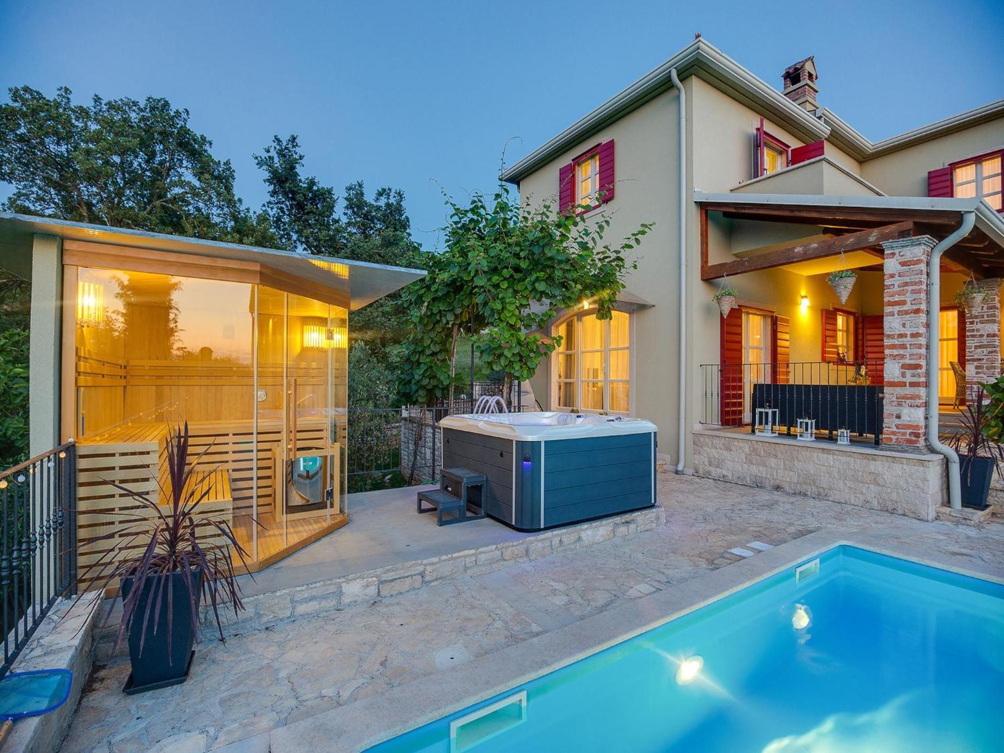 Vila In Istria With Pool And Sauna *